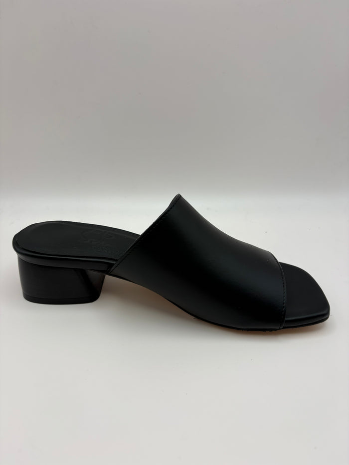 Mules Claudia Peruzzini